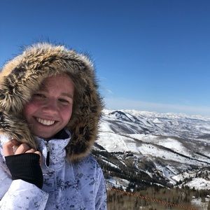 Meet your Posher, Catherine